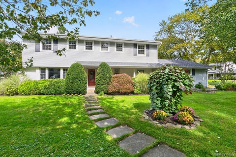 Homes For Sale - 39 Drohan Street<br/> Huntington, NY 11743