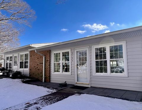 Photo of 278B Berwick Court #B, Ridge, NY 11961 (MLS # 953317)