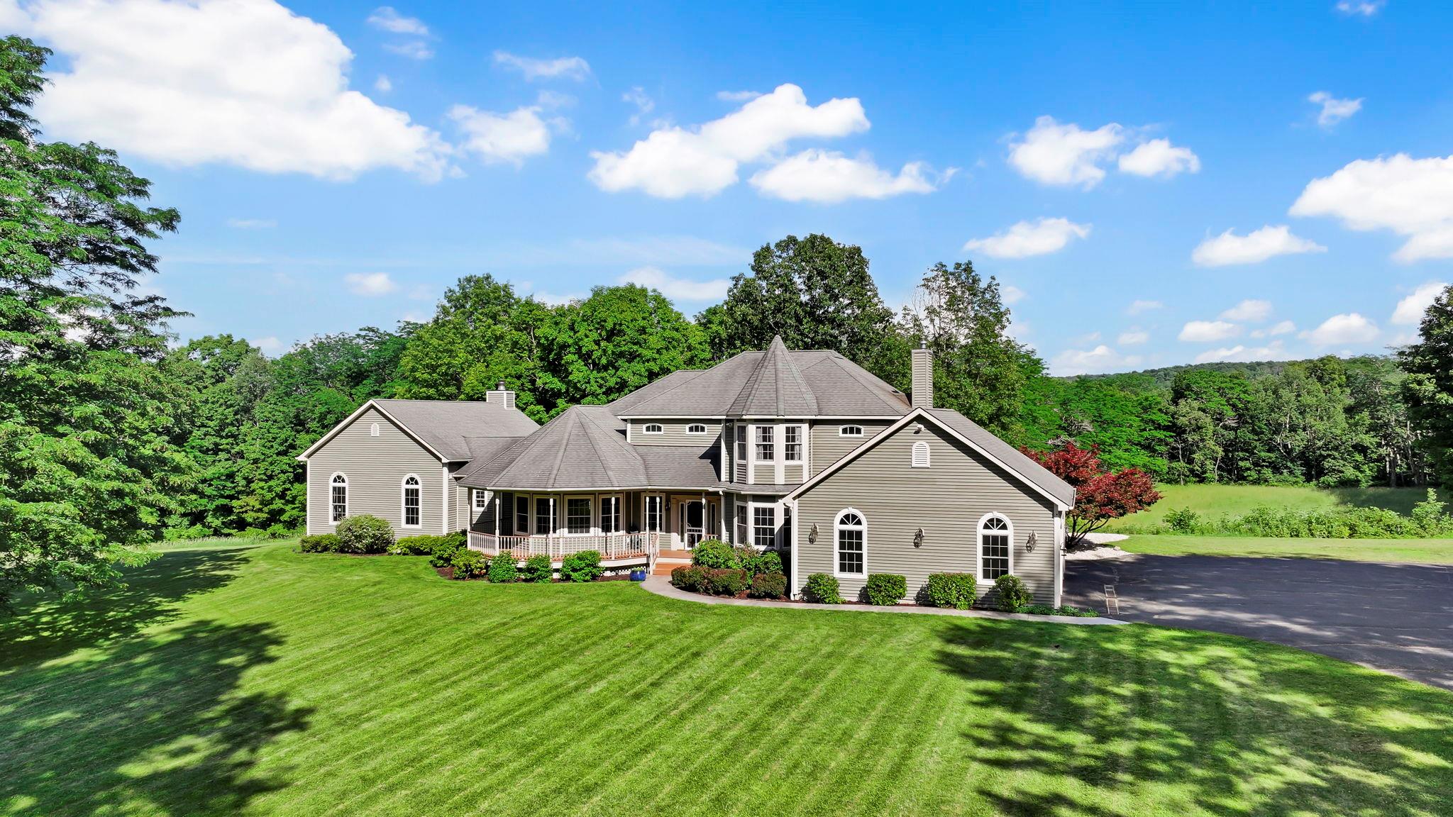 7 Meadowood Road