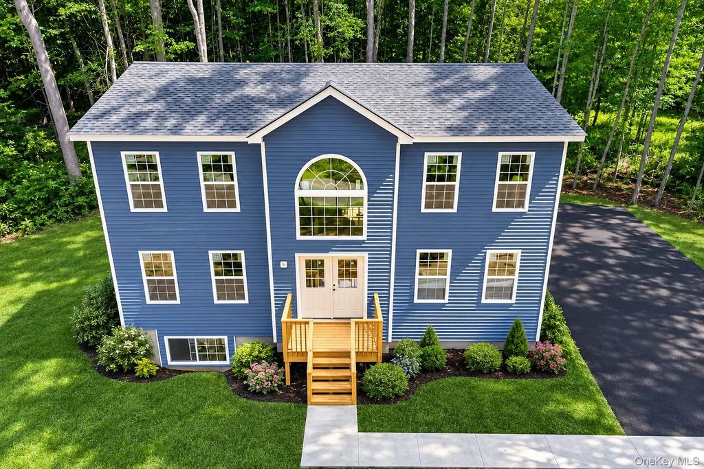 Photo of 17 Mountain Top Road, Mountain Dale, NY 12763 (MLS # 1023752)