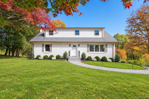 Photo of 16 Primrose Street, Katonah, NY 10536 (MLS # 1064100)