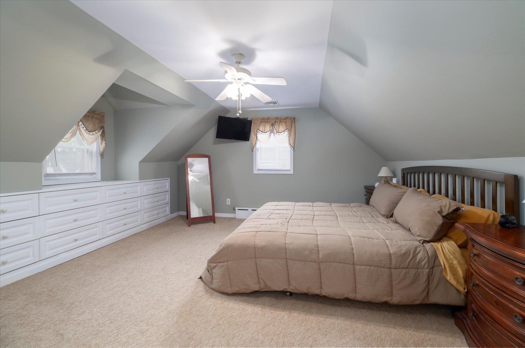 19 Croyden Street, New Hyde Park, New York image 16