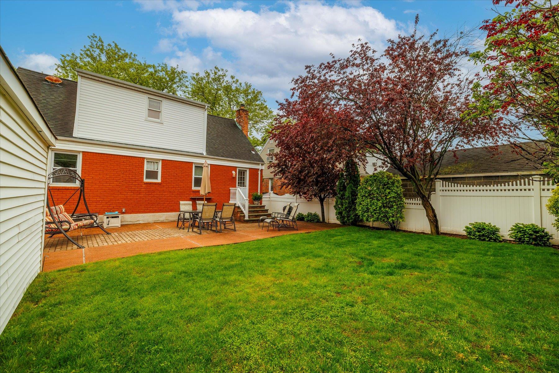 19 Croyden Street, New Hyde Park, New York image 21
