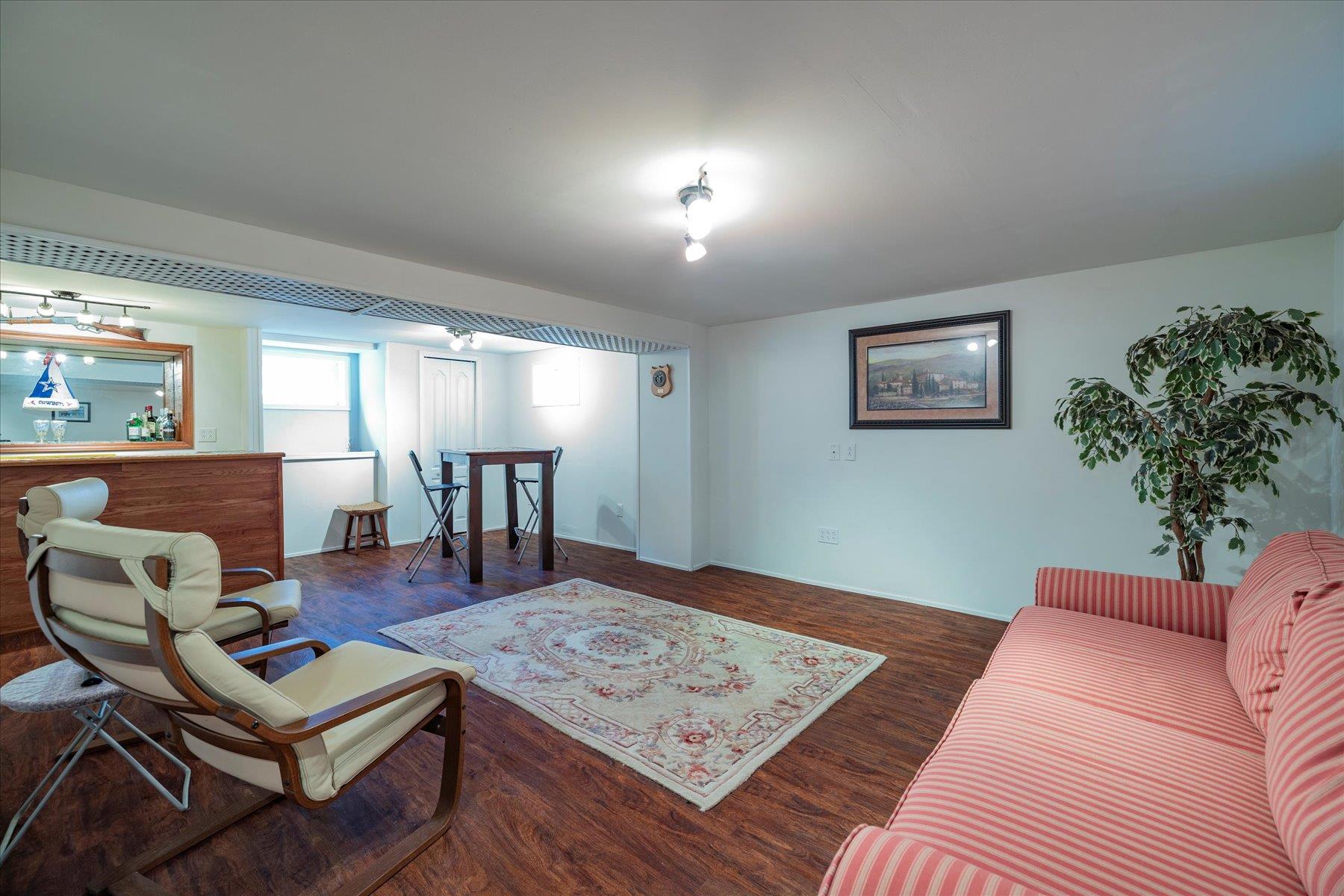 19 Croyden Street, New Hyde Park, New York image 13