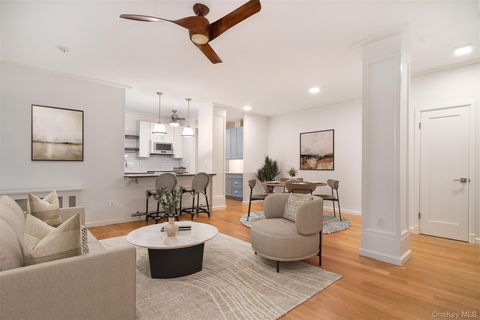 56 W Pondfield Road 1A Bronxville NY 10708