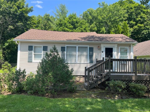 Homes For Sale - 72 Vails Lake Shore Drive<br/> Brewster, NY 10509