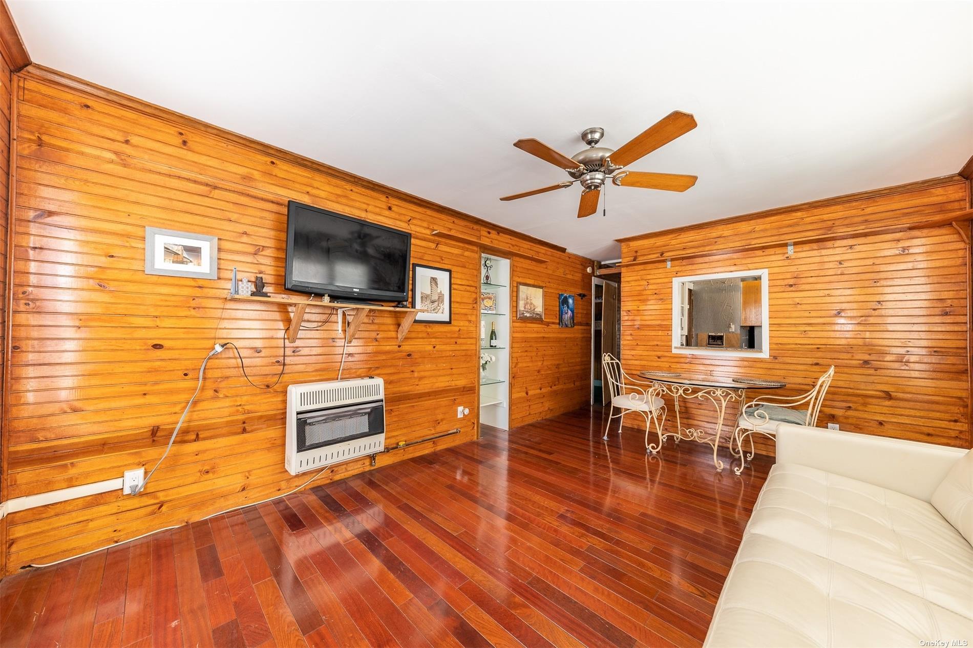 95 Kentucky Street, Long Beach, New York image 3