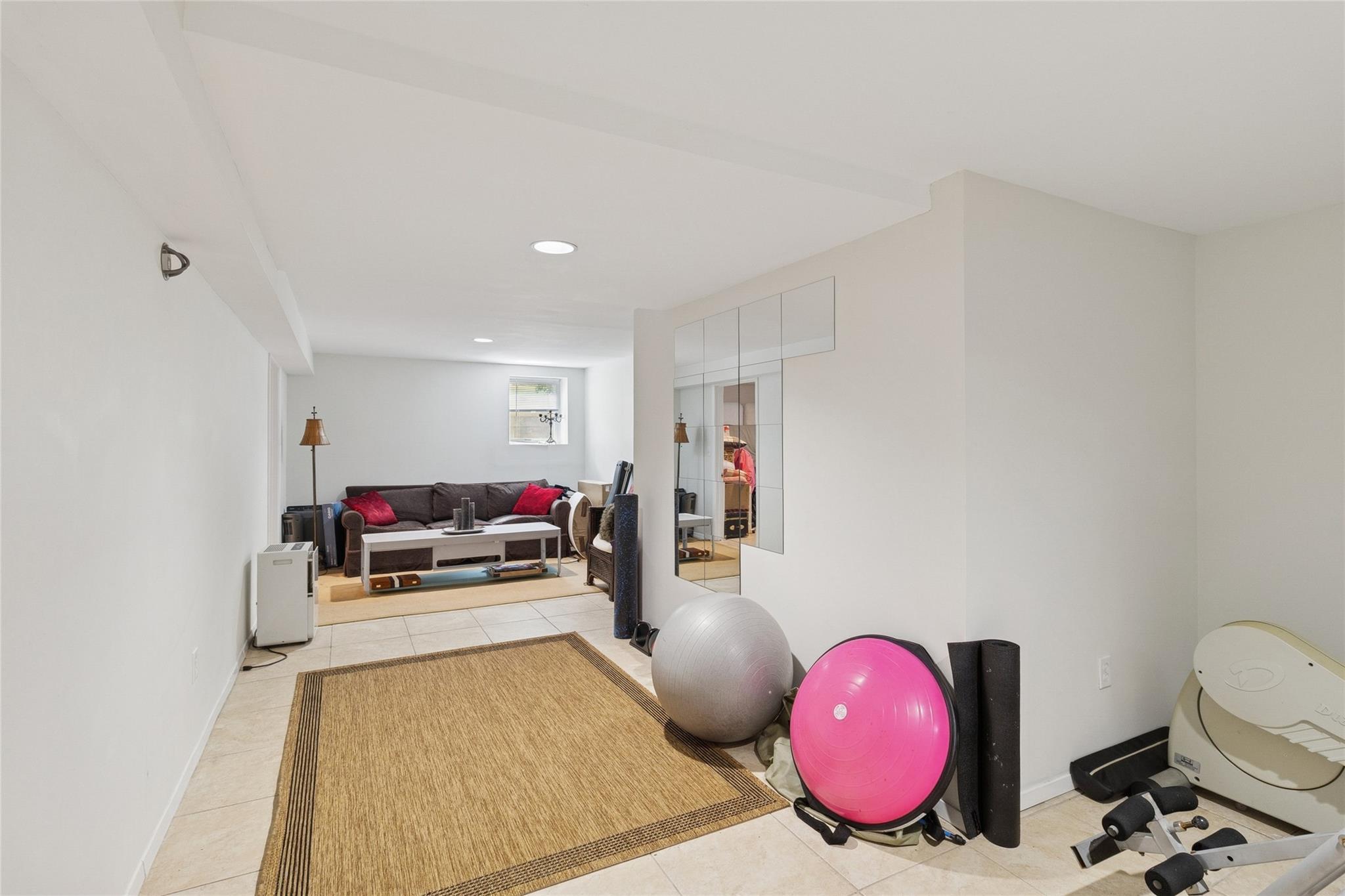 27 Ely Brook Road, East Hampton, New York image 32