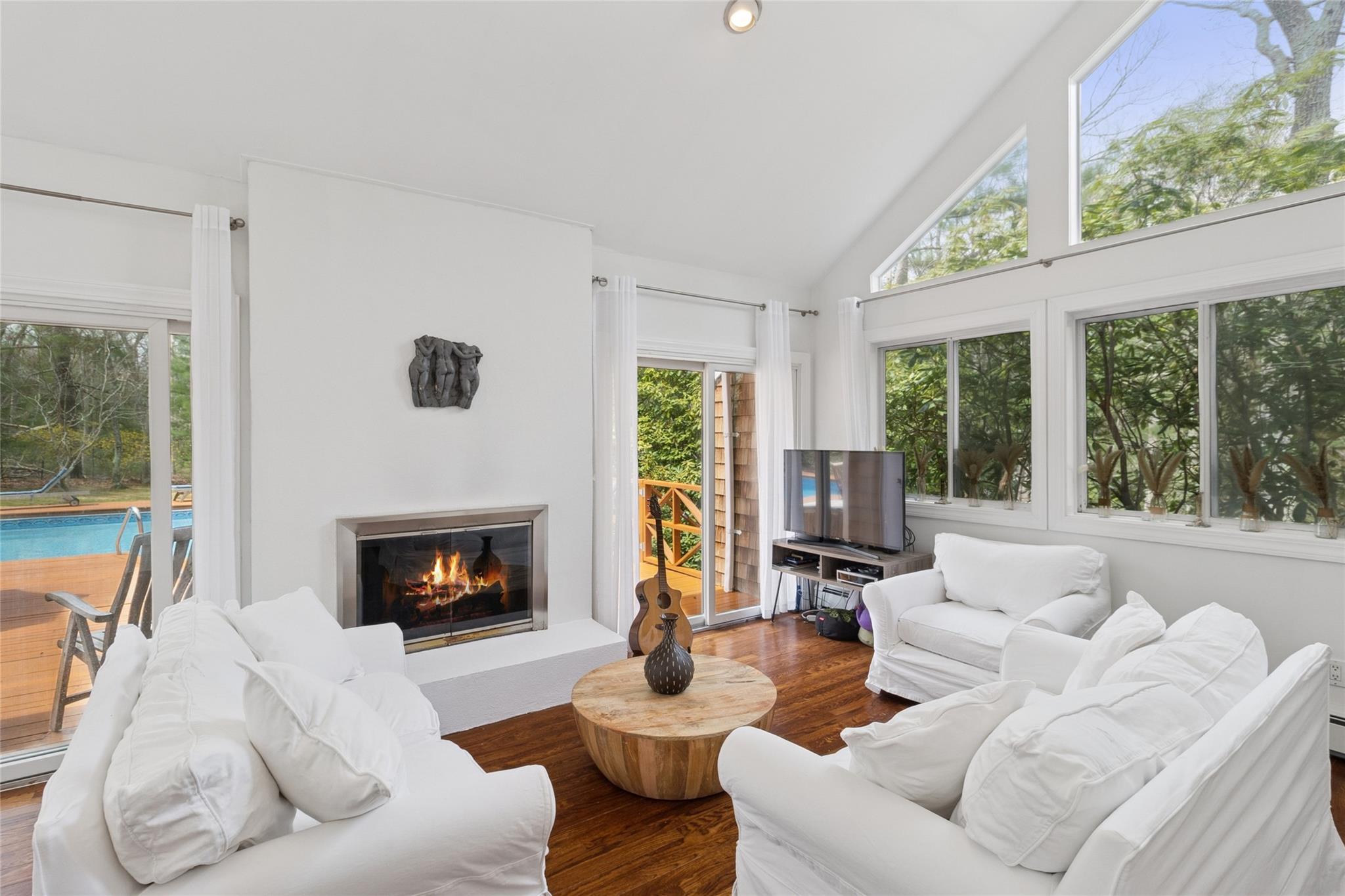 27 Ely Brook Road, East Hampton, New York image 13