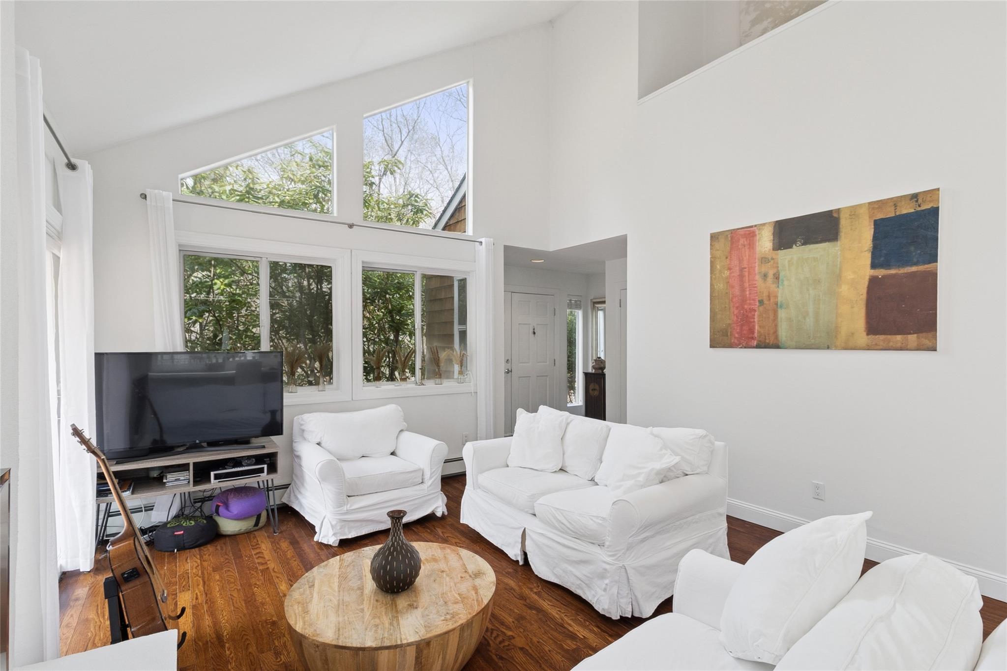 27 Ely Brook Road, East Hampton, New York image 11