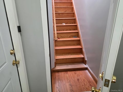 Multifamily For Rent - 102-16 Park Ln S Ln #2<br/> Queens County, Richmond Hill, NY 11418