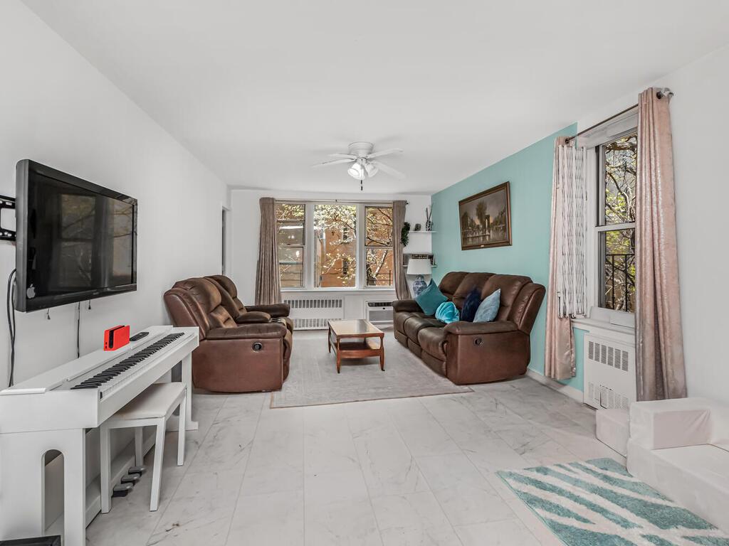 2385 Barker Avenue #3A, Bronx, New York image 2