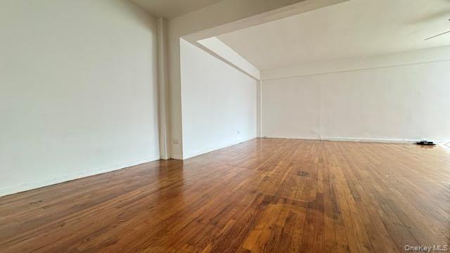 144-30 Roosevelt Avenue 611