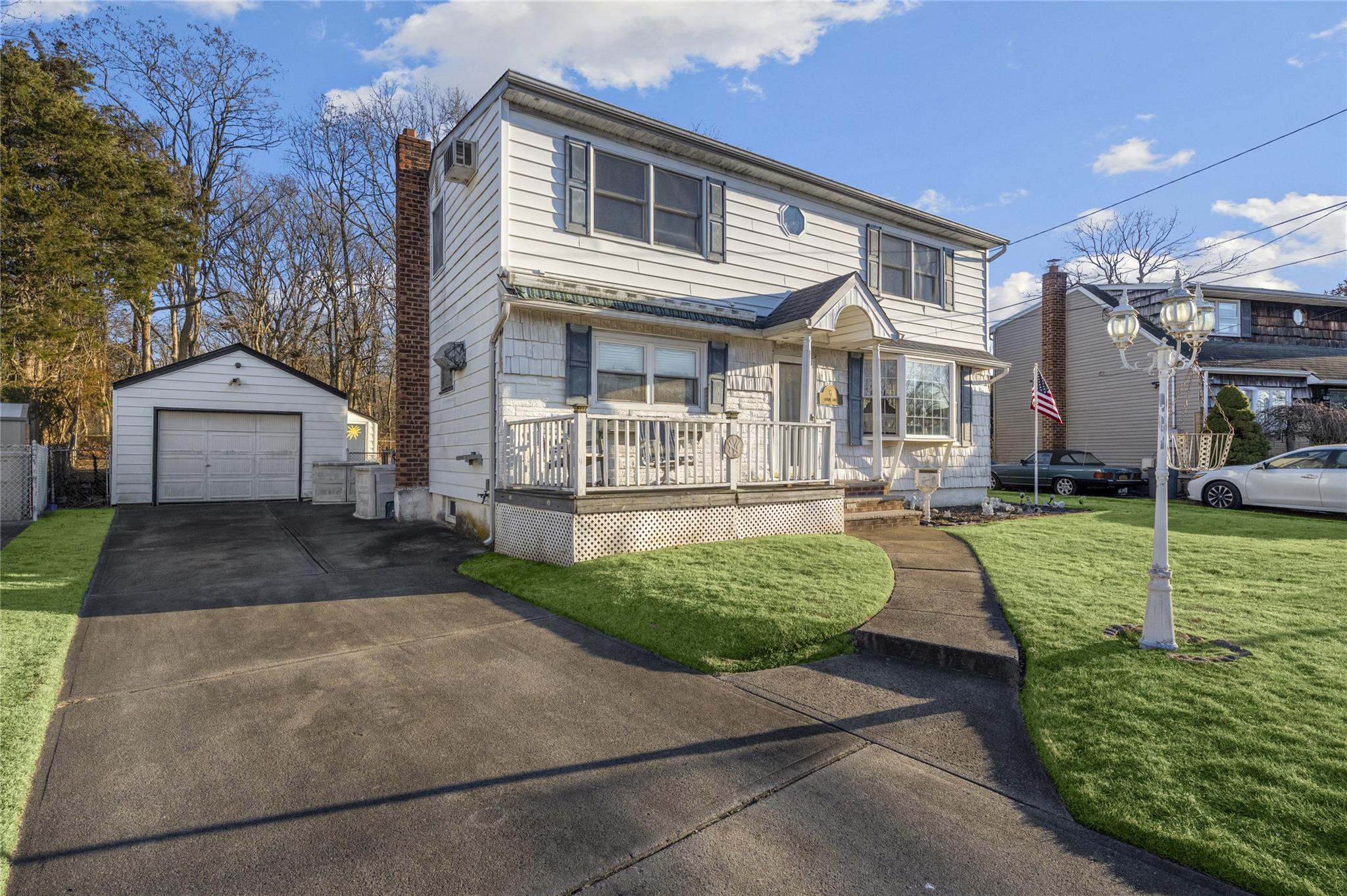 6 Leslie Lane, Massapequa, New York image 32