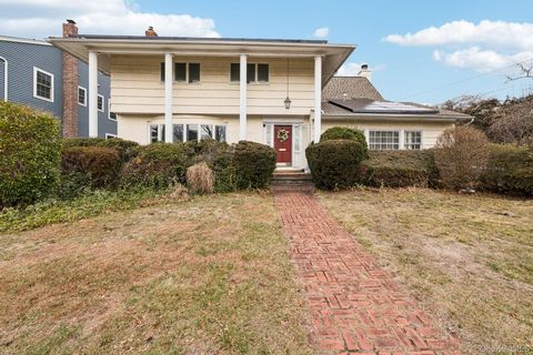 26 Dell Drive East Rockaway NY 11518