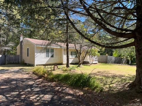 Homes For Sale - 100 Upper Cherrytown Road<br/> Kerhonkson, NY 12446
