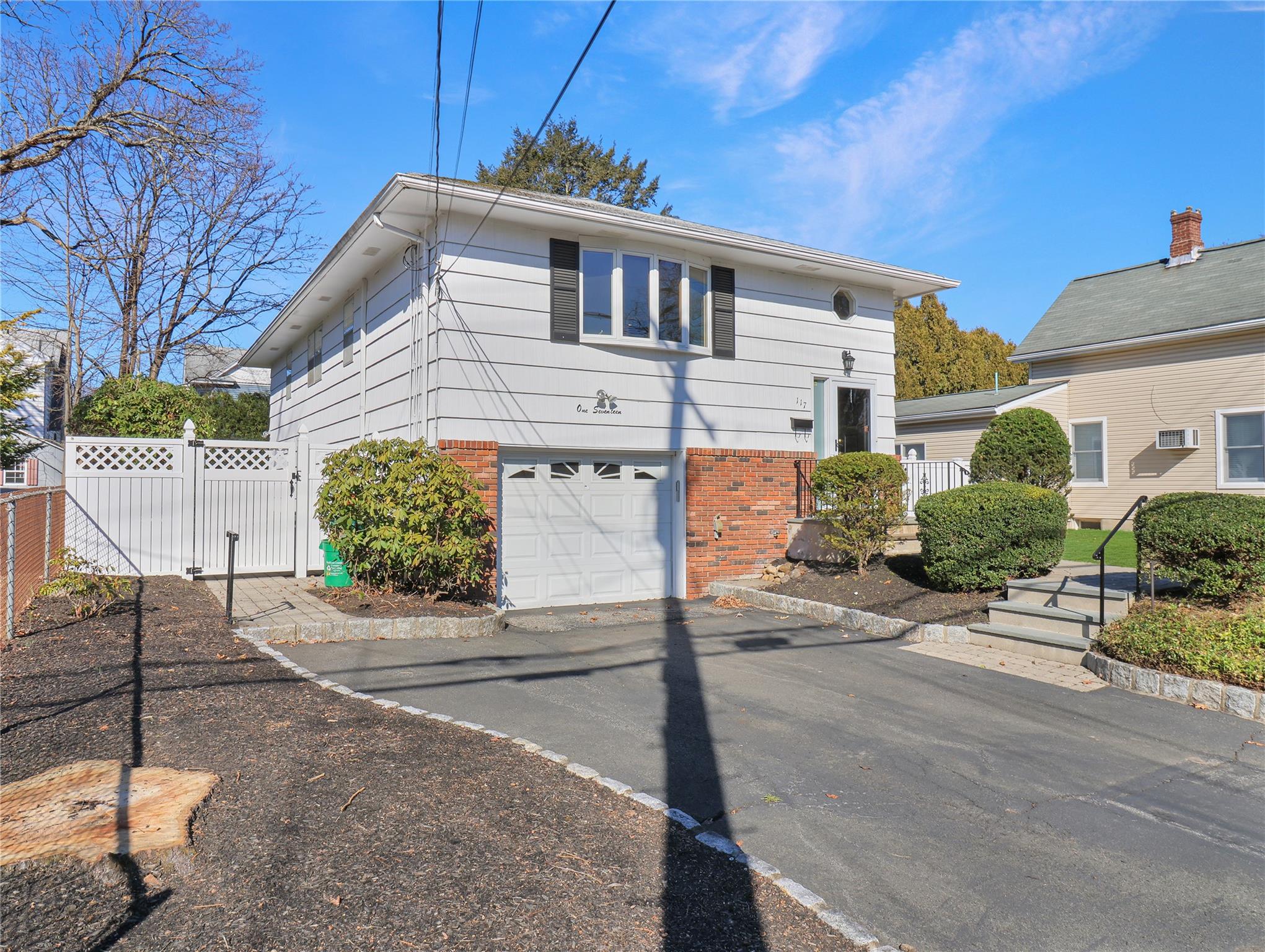 117 S William Street, Pearl River, New York image 46