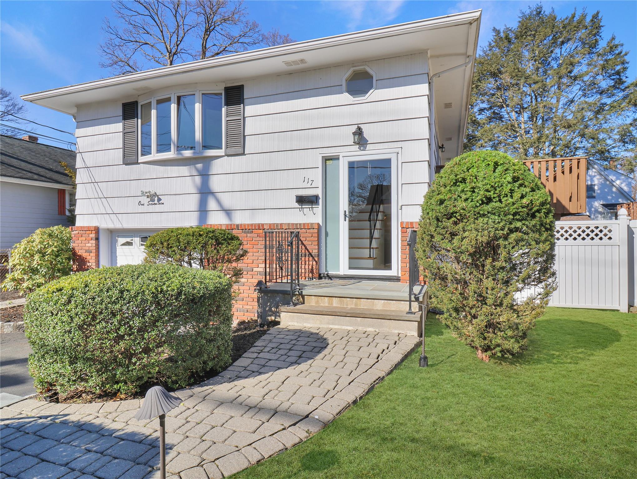 117 S William Street, Pearl River, New York image 47