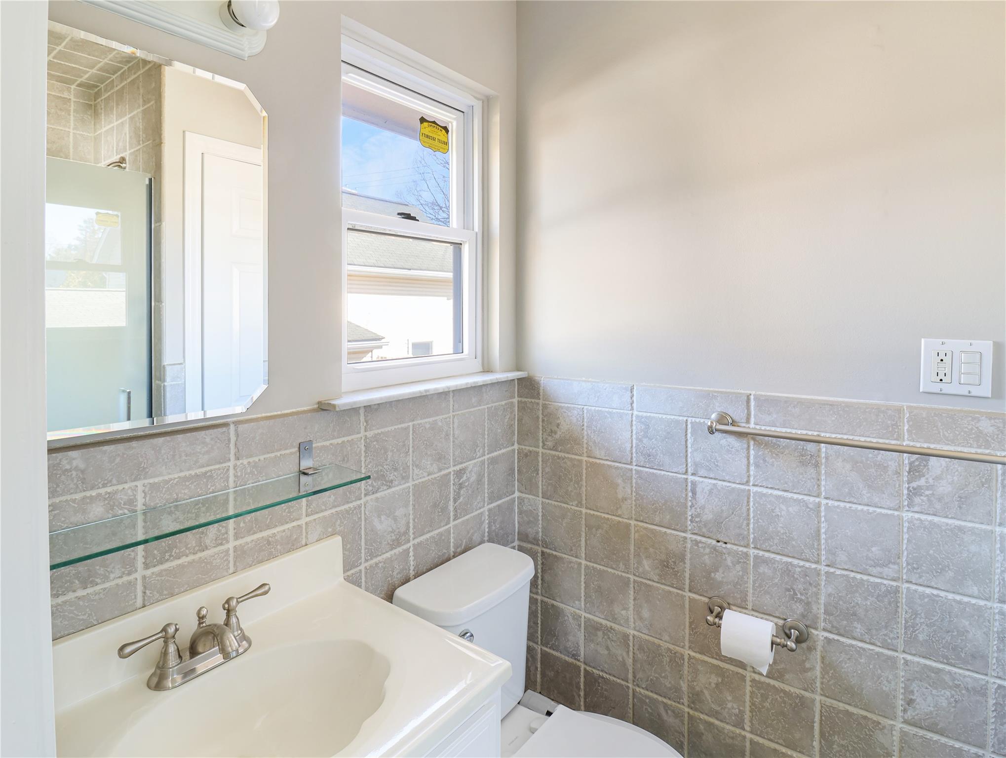 117 S William Street, Pearl River, New York image 27