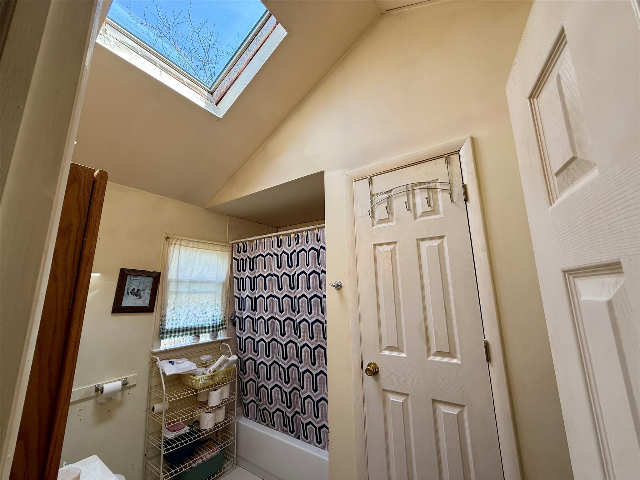 13 Hilltop Lane, Wheatley Heights, New York image 13