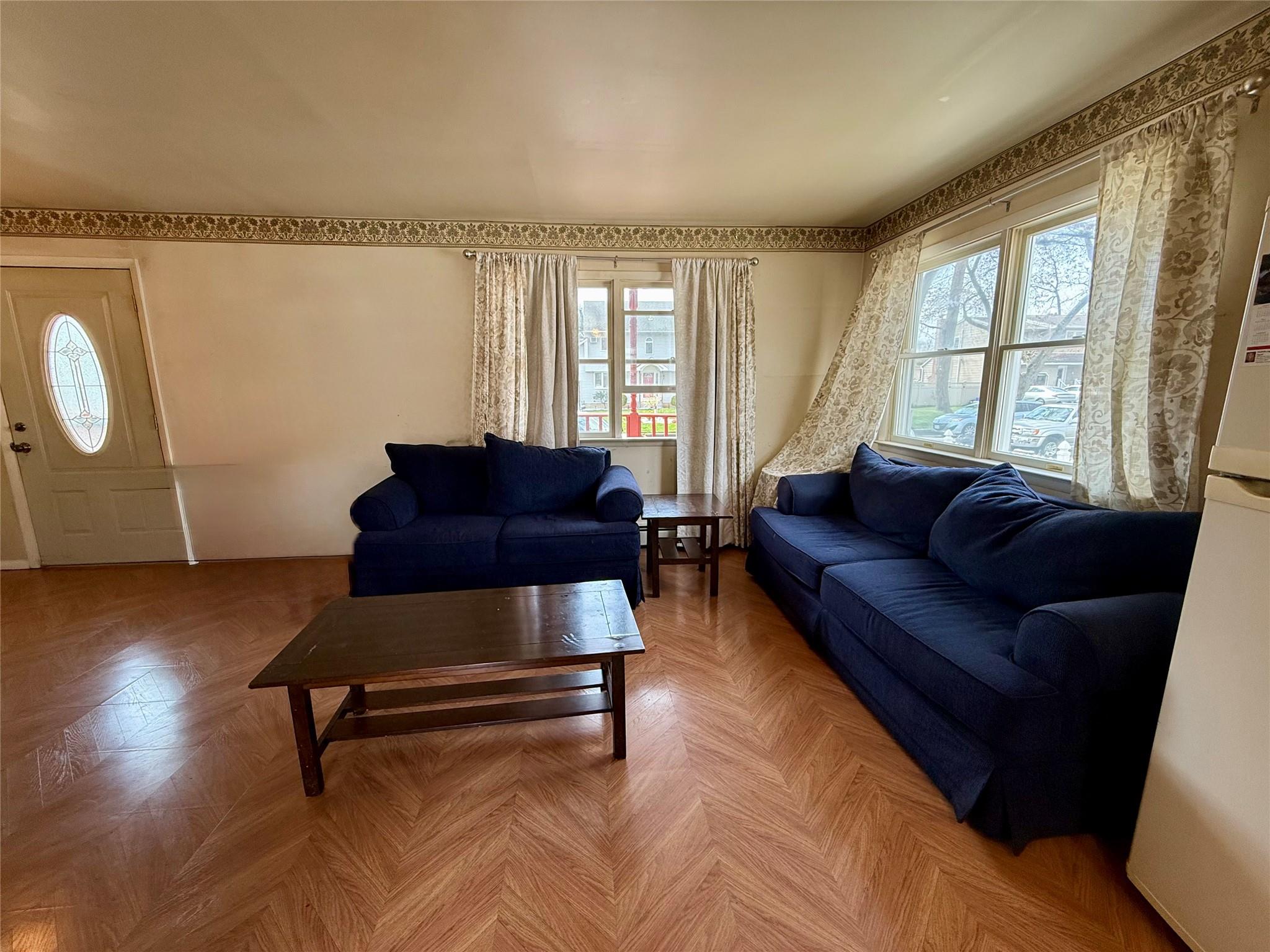 13 Hilltop Lane, Wheatley Heights, New York image 4