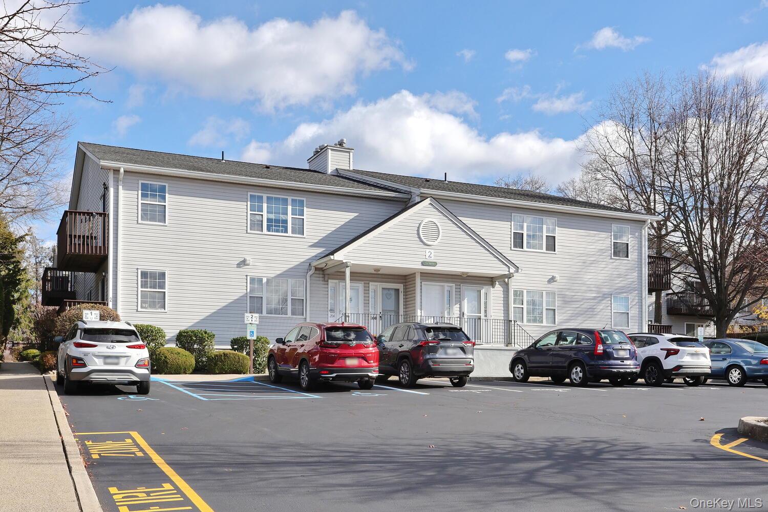 262 E Crooked Hill Road