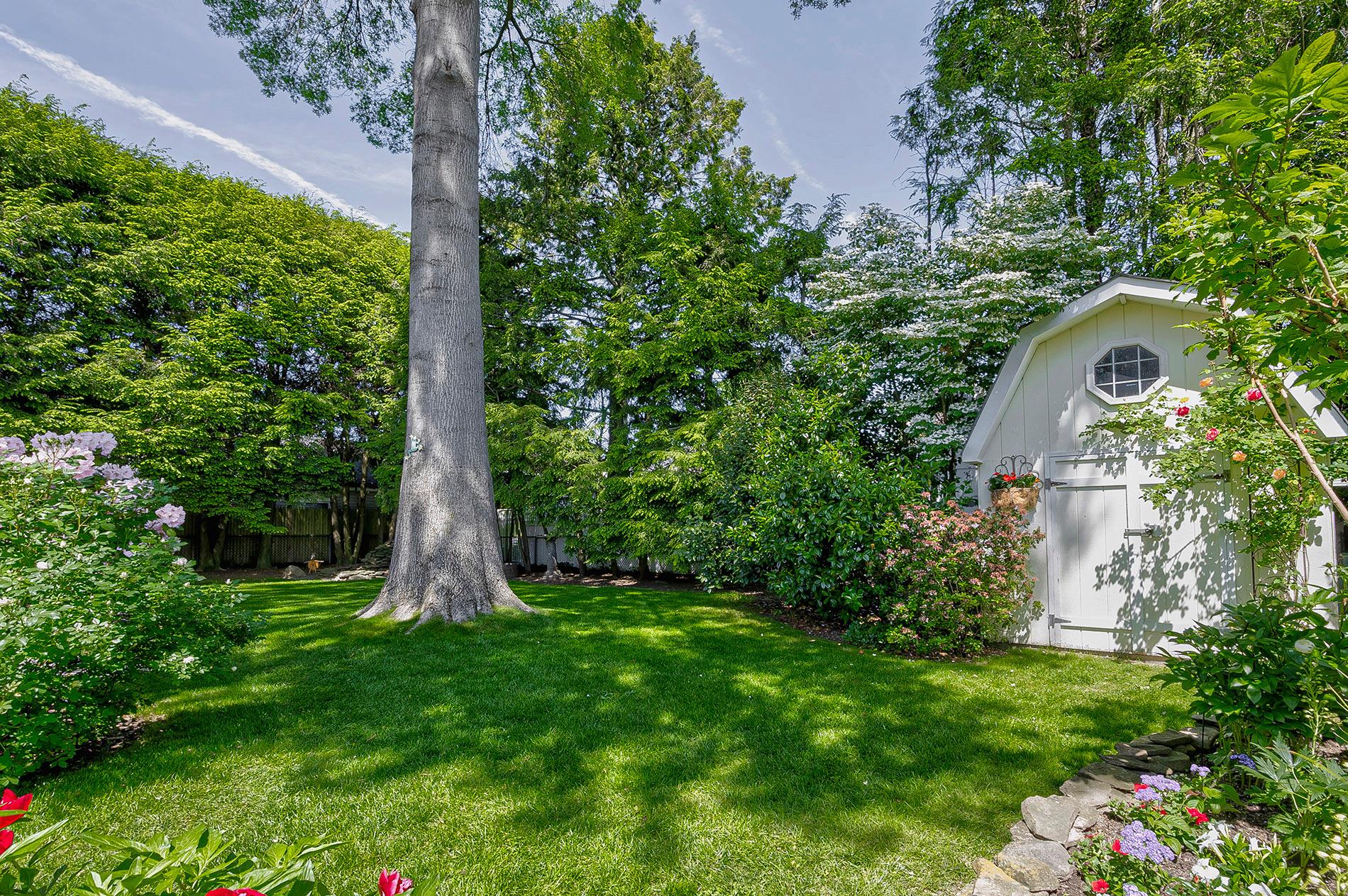 23 South Sixth Street St, Locust Valley, New York image 40