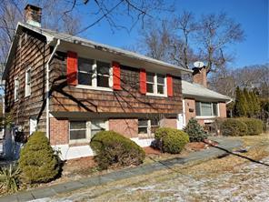 Rental Property at Harriman Road, Irvington, New York - Bedrooms: 4 
Bathrooms: 3 
Rooms: 7  - $7,250 MO.