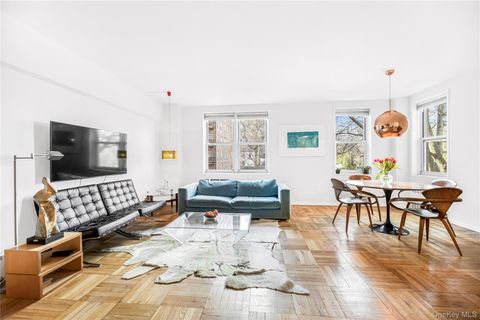 Homes For Sale - 3901 Independence Avenue #2L<br/> Bronx County, Bronx, NY 10463