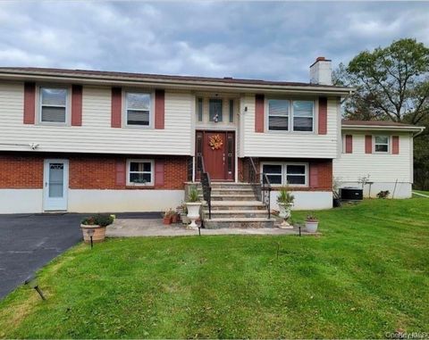Apartment For Rent - 2115 Route 55 #1<br/> Lagrangeville, NY 12540