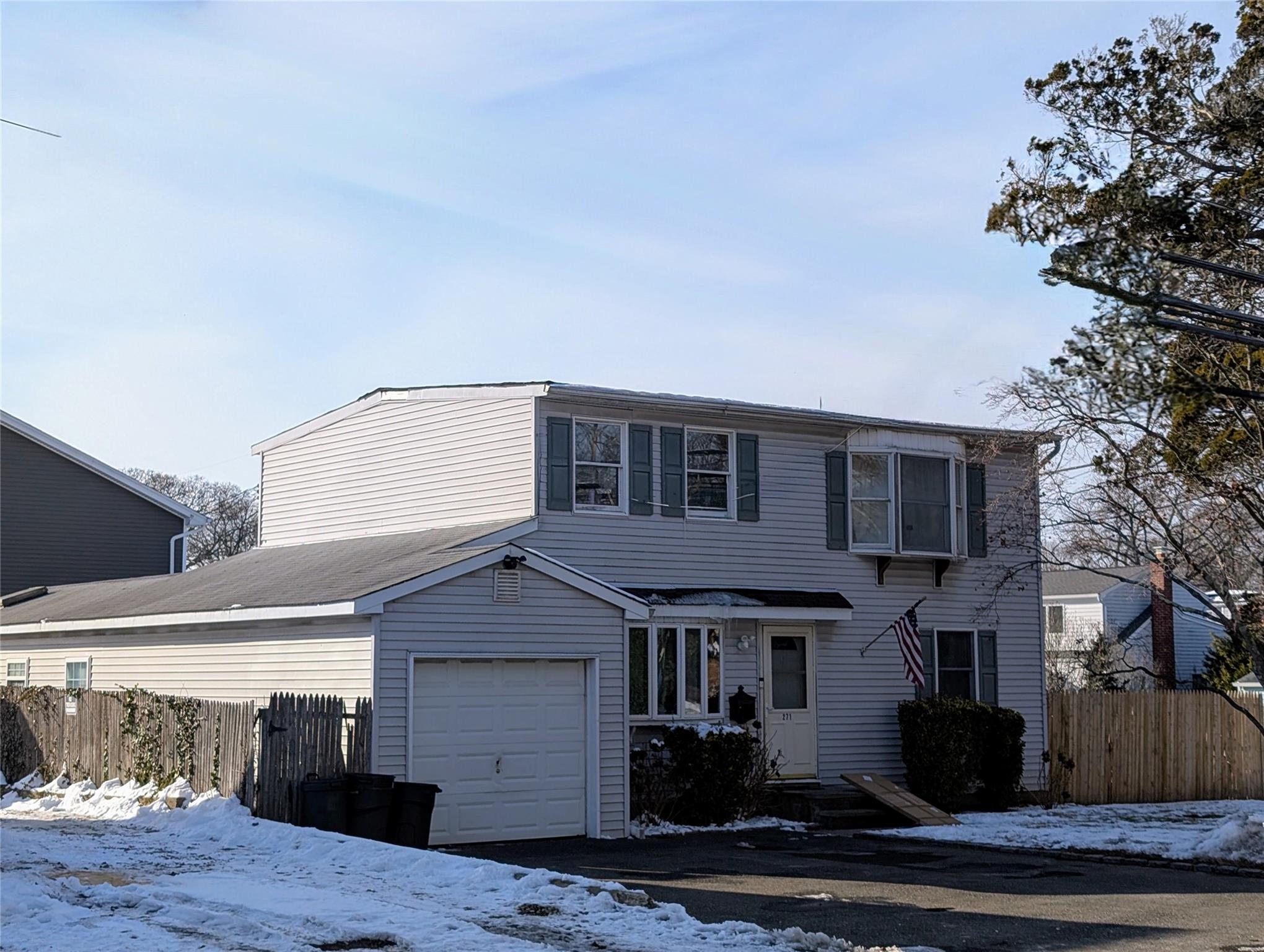 271 Lenox Road, Huntington Station, New York image 2