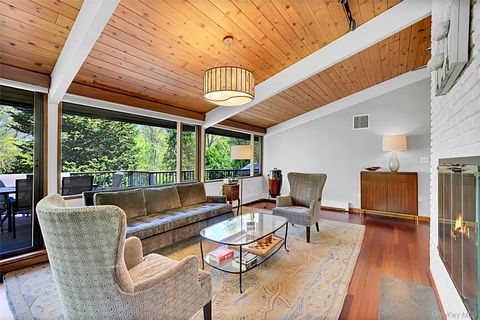 Tiny photo for 120 Kitchawan Road, Pound Ridge, NY 10576 (MLS # 995418)