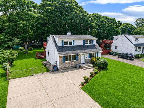 Homes For Sale - 146 Dawn Drive<br/> Centereach, NY 11720