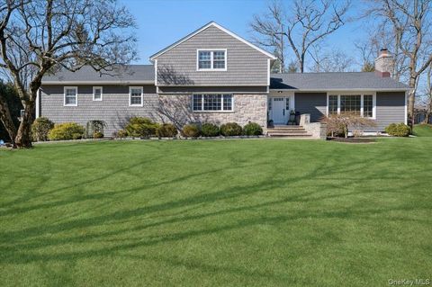 Homes For Sale - 31 Priory Lane<br/> Pelham, NY 10803