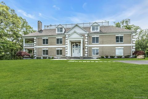 12 Orient Avenue Northport NY 11768