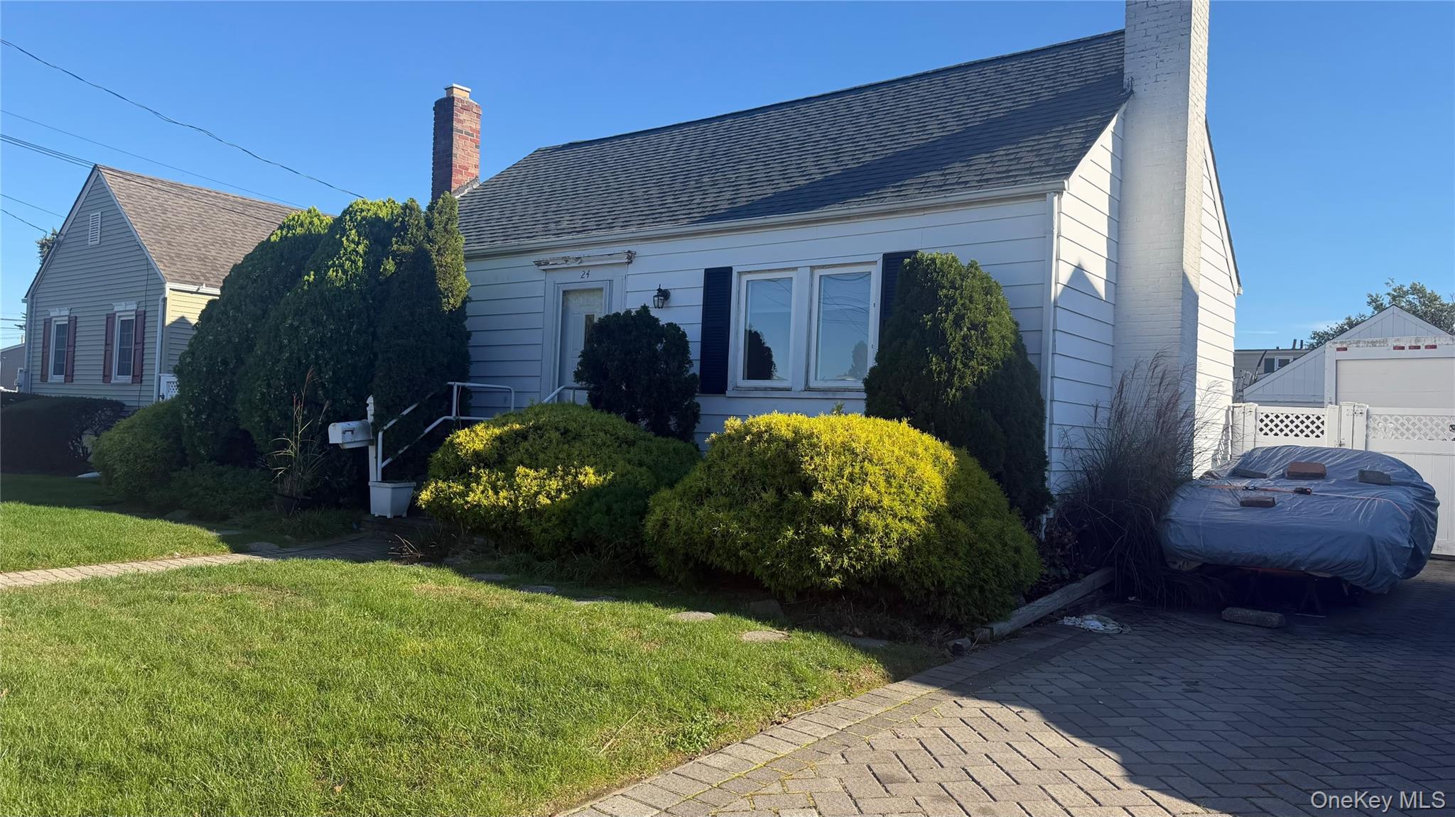 24 Plitt Avenue