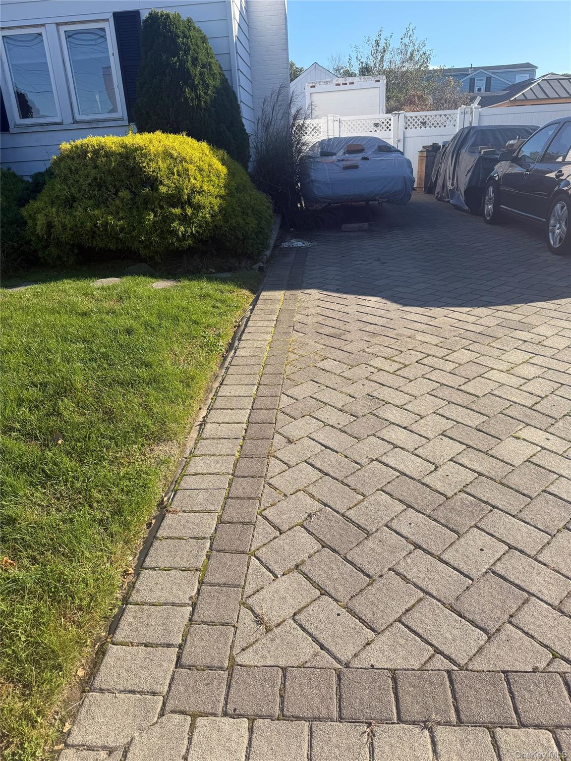 24 Plitt Avenue