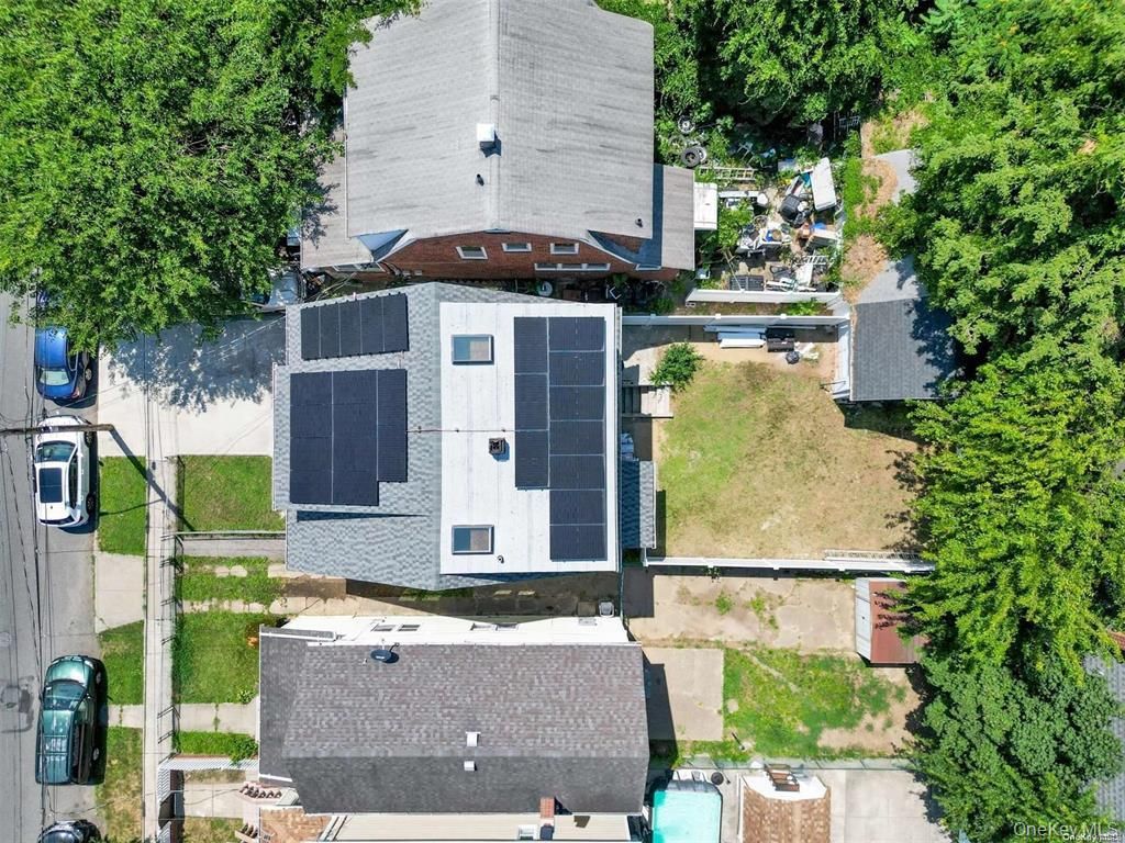 Photo of 106-10 217th Street, Queens Village, NY 11429 (MLS # 963733)