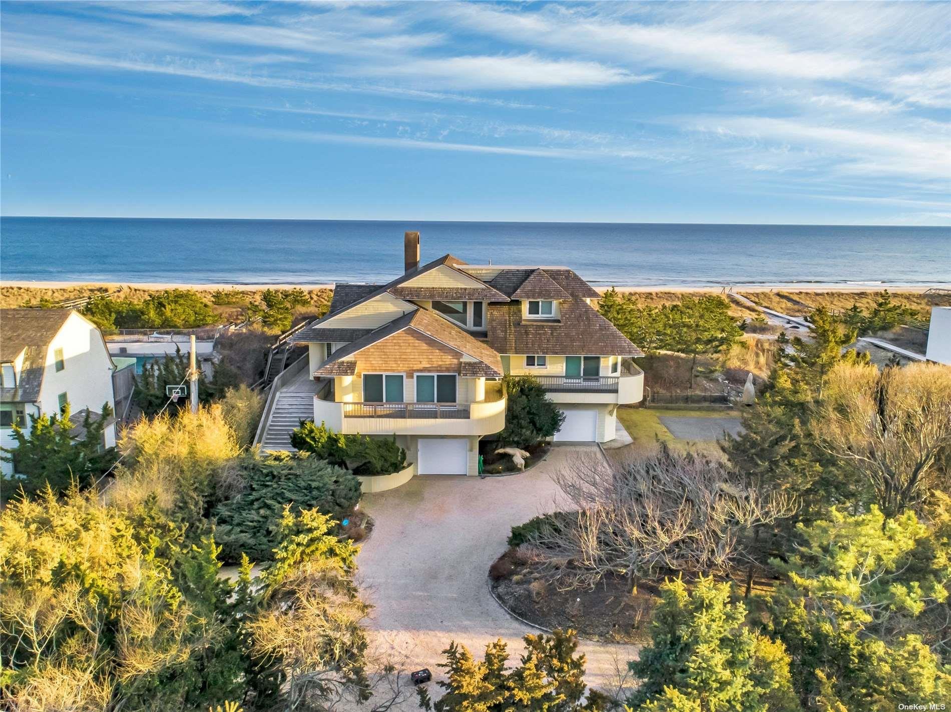 Dune Road, Southampton, Hamptons, NY - 6 Bedrooms  
7 Bathrooms - 