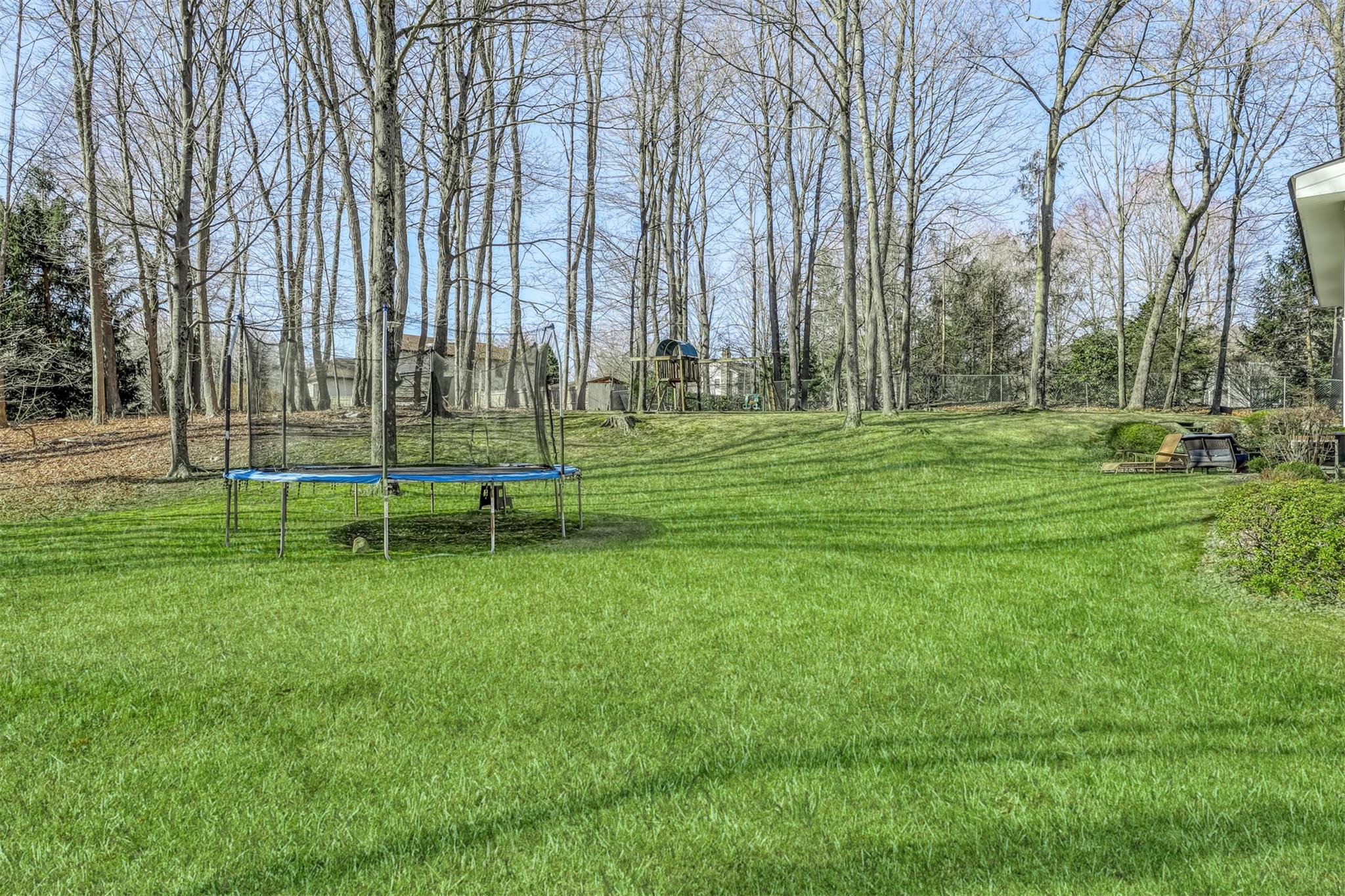 2 Mills Road, Suffern, New York image 20