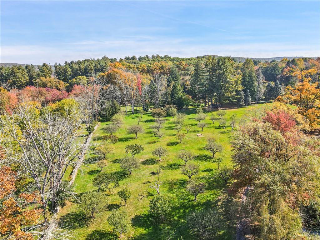 34 Boutonville Road, Pound Ridge, New York image 6