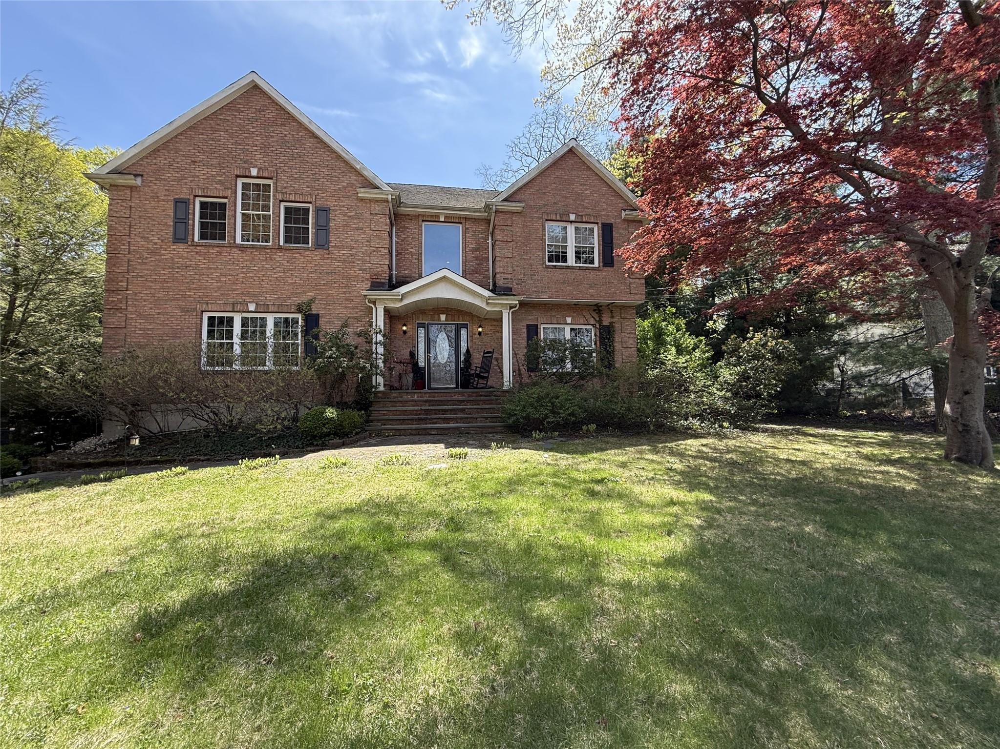 Property for Sale at Hennessey Drive, Huntington, Hamptons, NY - Bedrooms: 5 
Bathrooms: 4  - $1,125,000