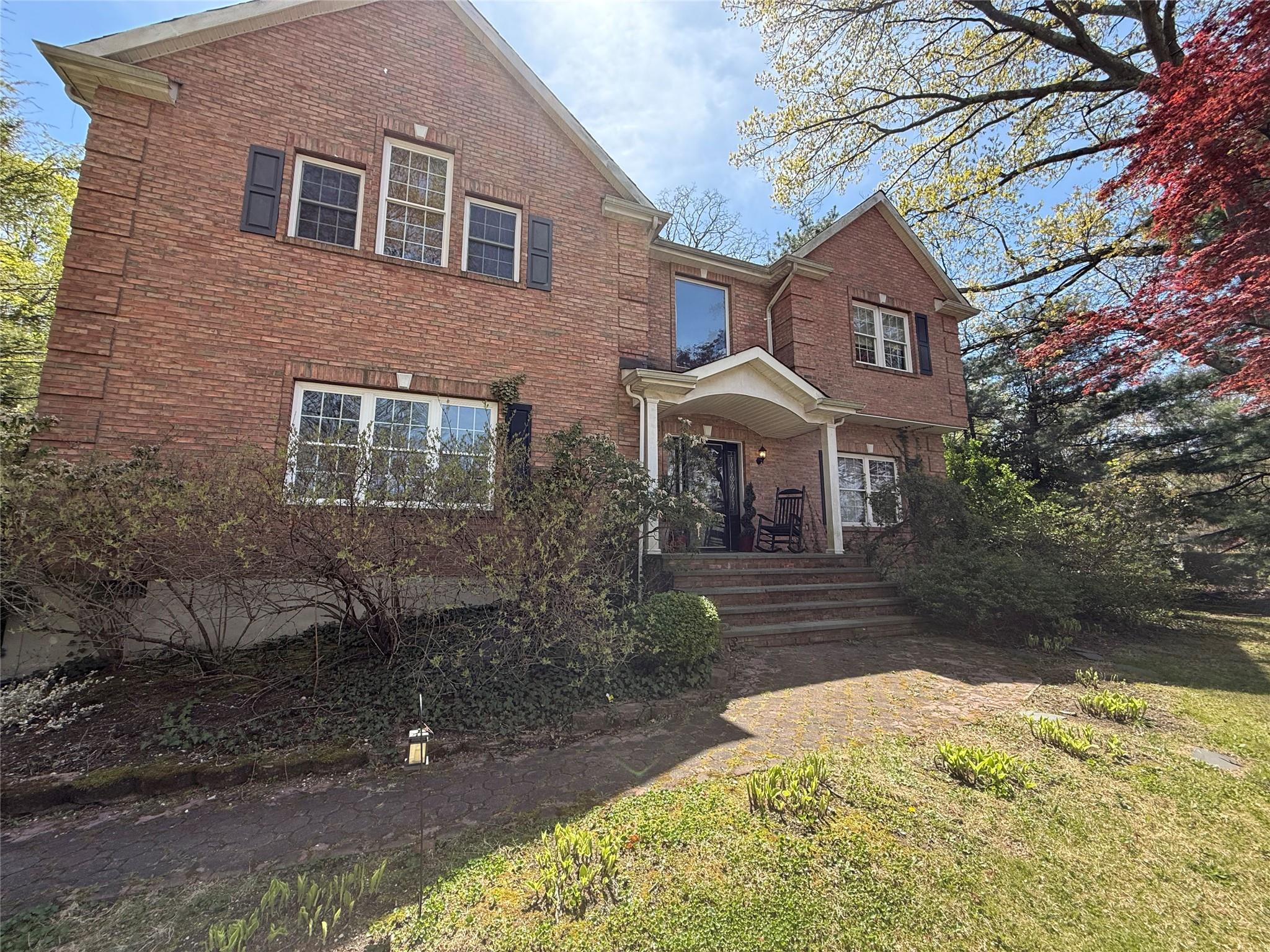 48 Hennessey Drive