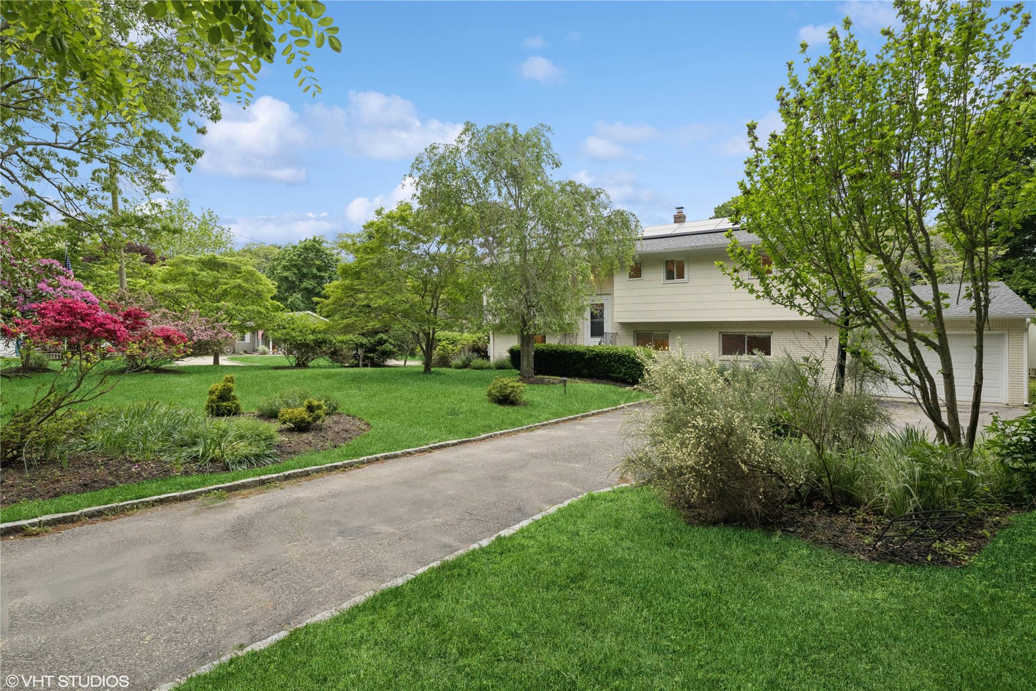 475 Lilac Lane
