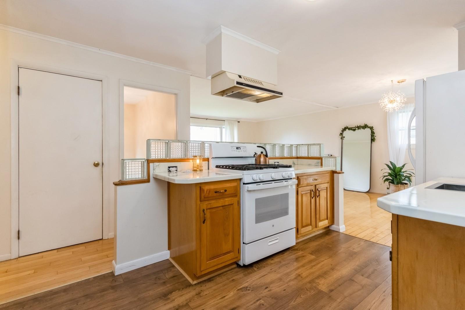 13 Berry Road, Marlboro, New York image 2