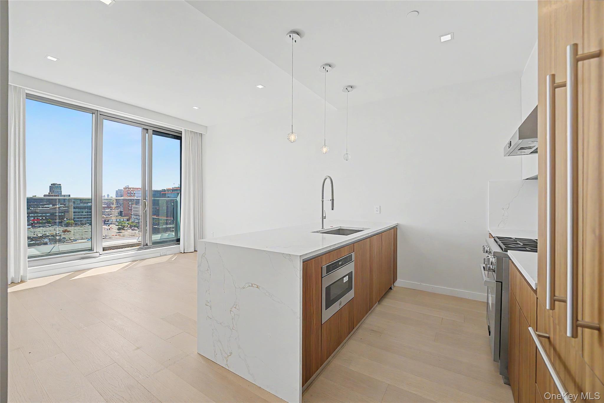 35-32 Leavitt Street 12B
