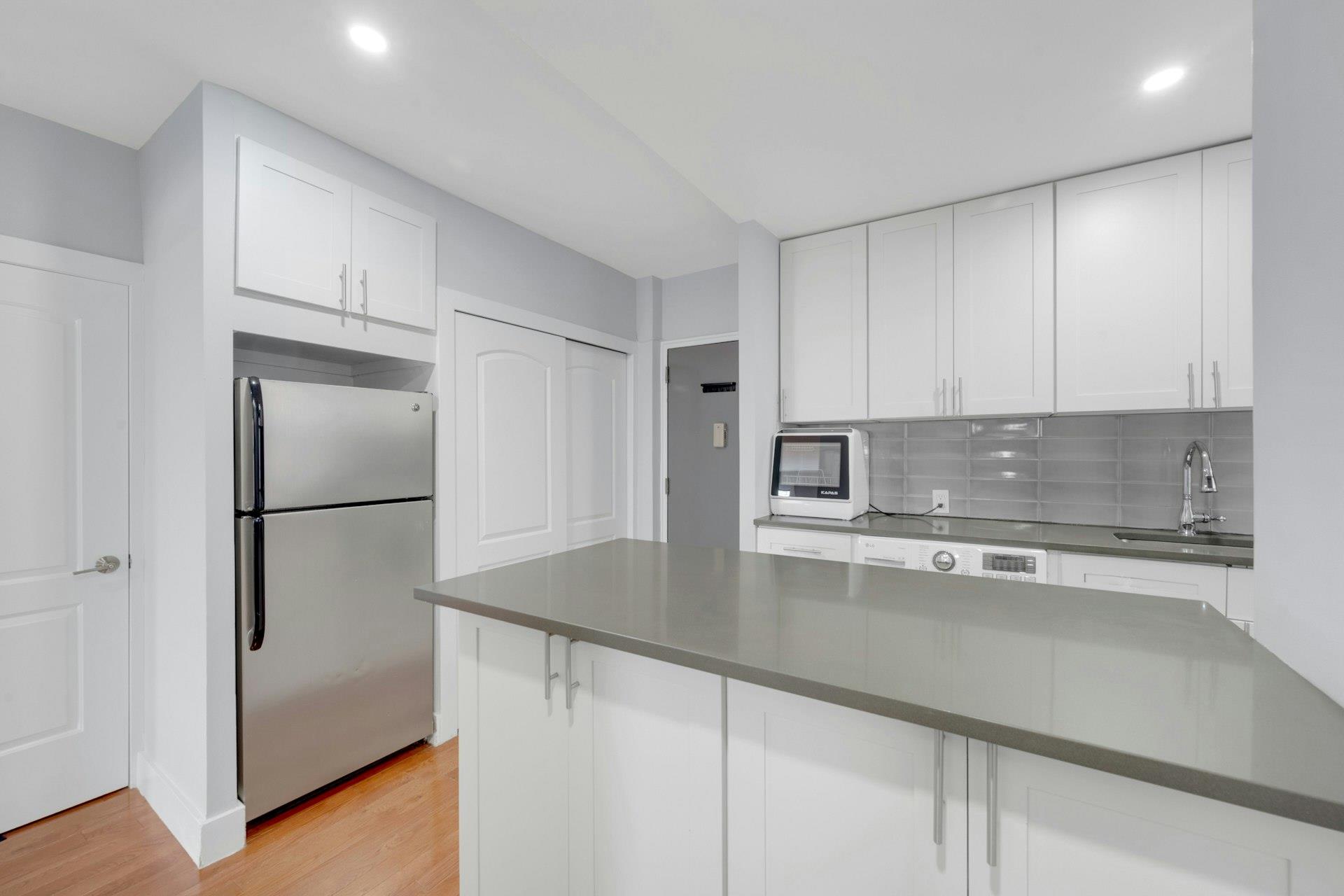 Bronx, New York 10457, United States, 1 Bedroom Bedrooms, ,1 BathroomBathrooms,Residential,Active,97741