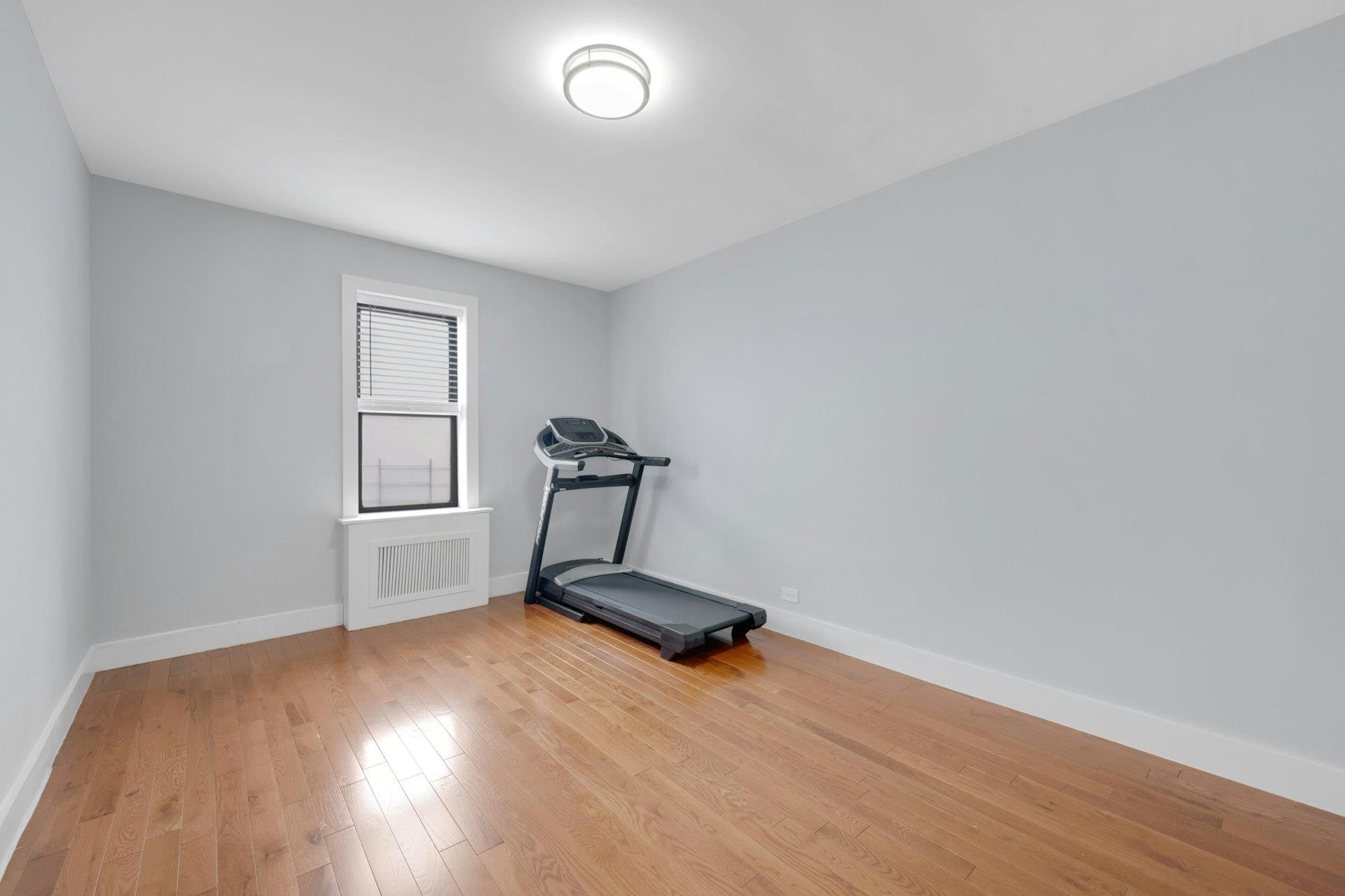 Bronx, New York 10457, United States, 1 Bedroom Bedrooms, ,1 BathroomBathrooms,Residential,Active,97741