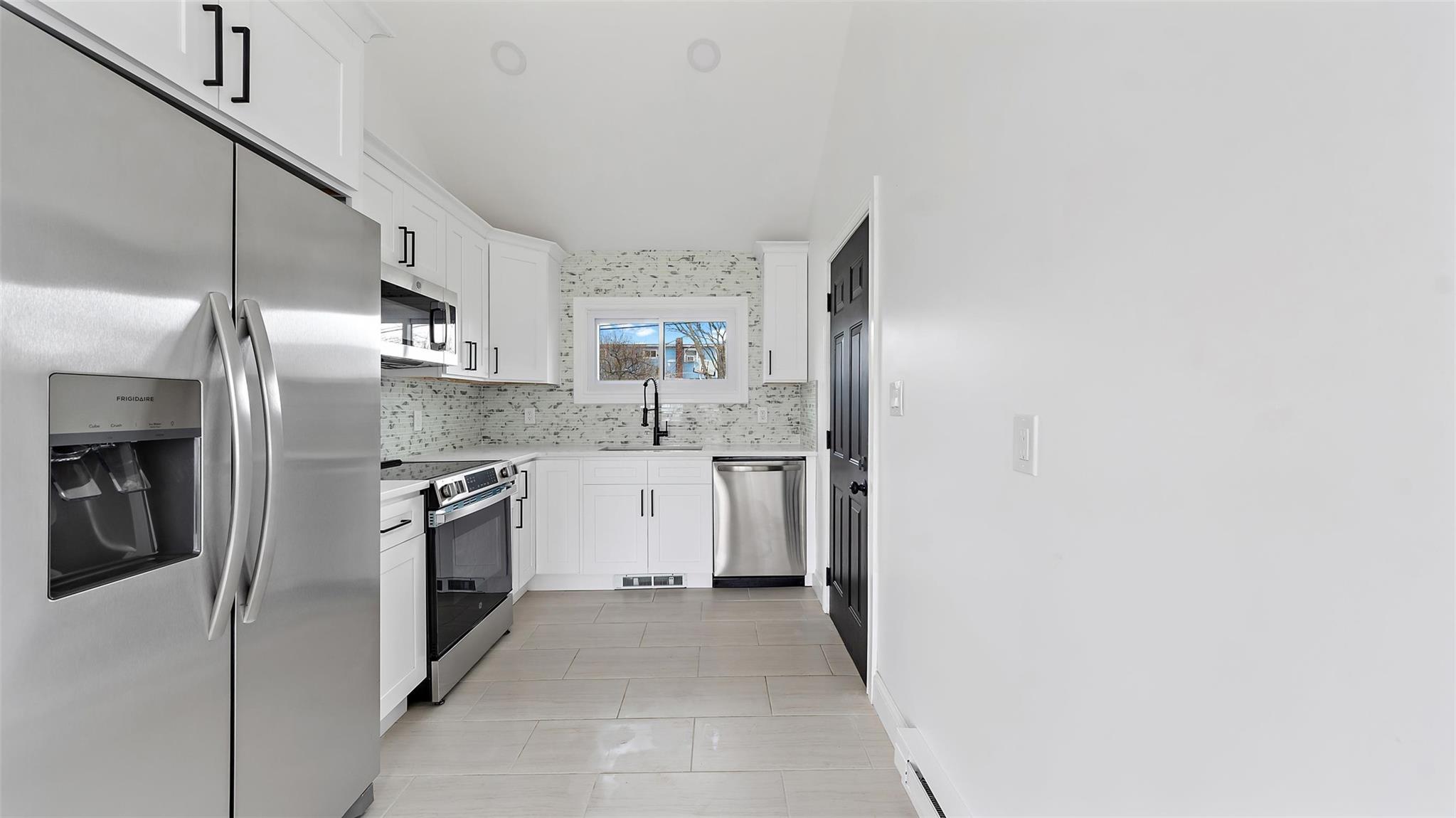 44 Somerset Rd Rd, Amityville, New York image 5