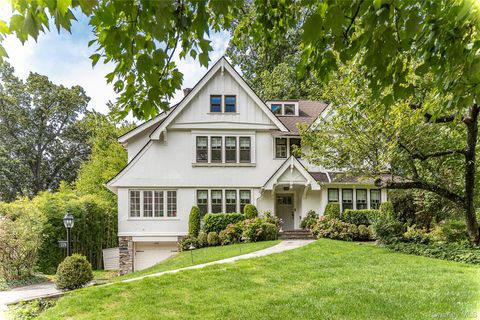119 Pondfield Road W Bronxville NY 10708